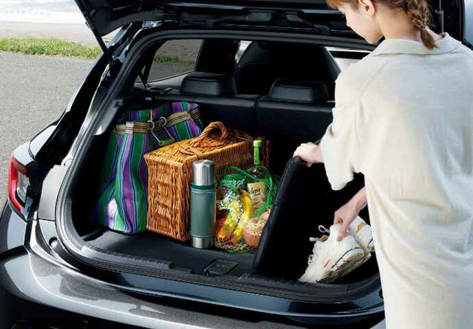 トヨタ カローラスポーツ イメージ8