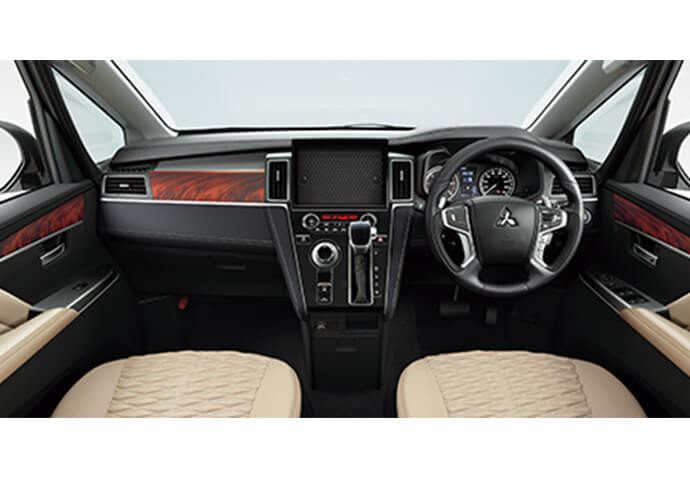 三菱自動車 デリカ D:5 イメージ4