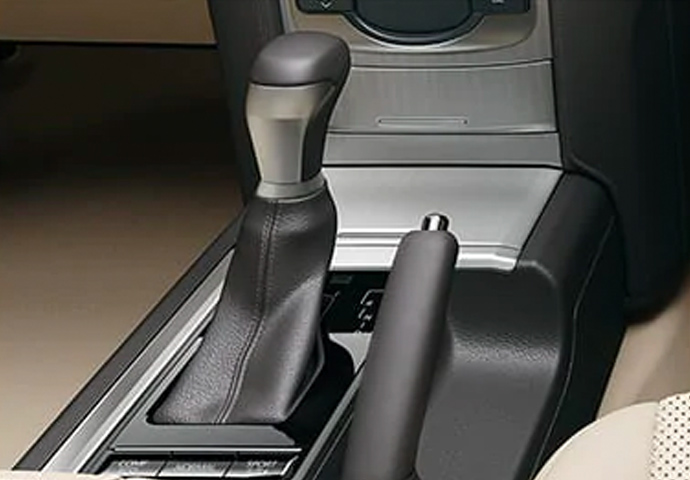 トヨタ ランドクルーザー プラド イメージ8