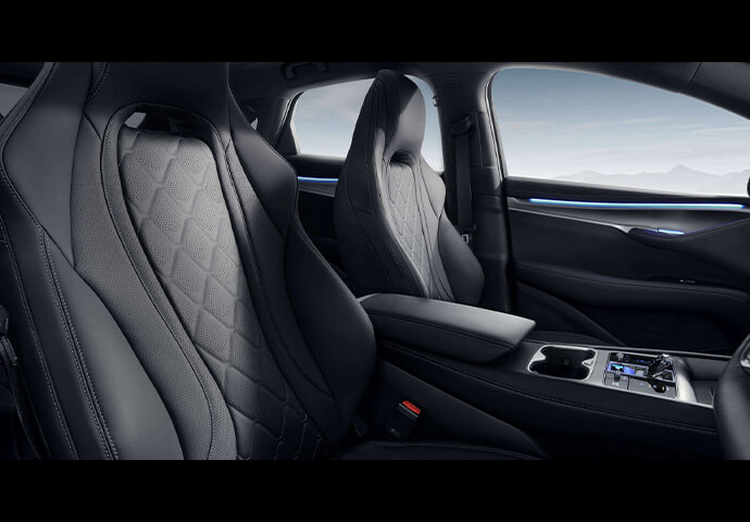 BYD SEALION7 イメージ4