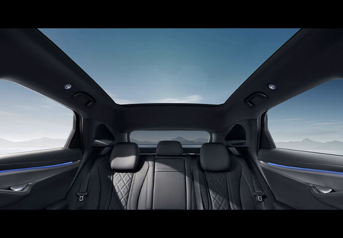 BYD SEALION7 イメージ5